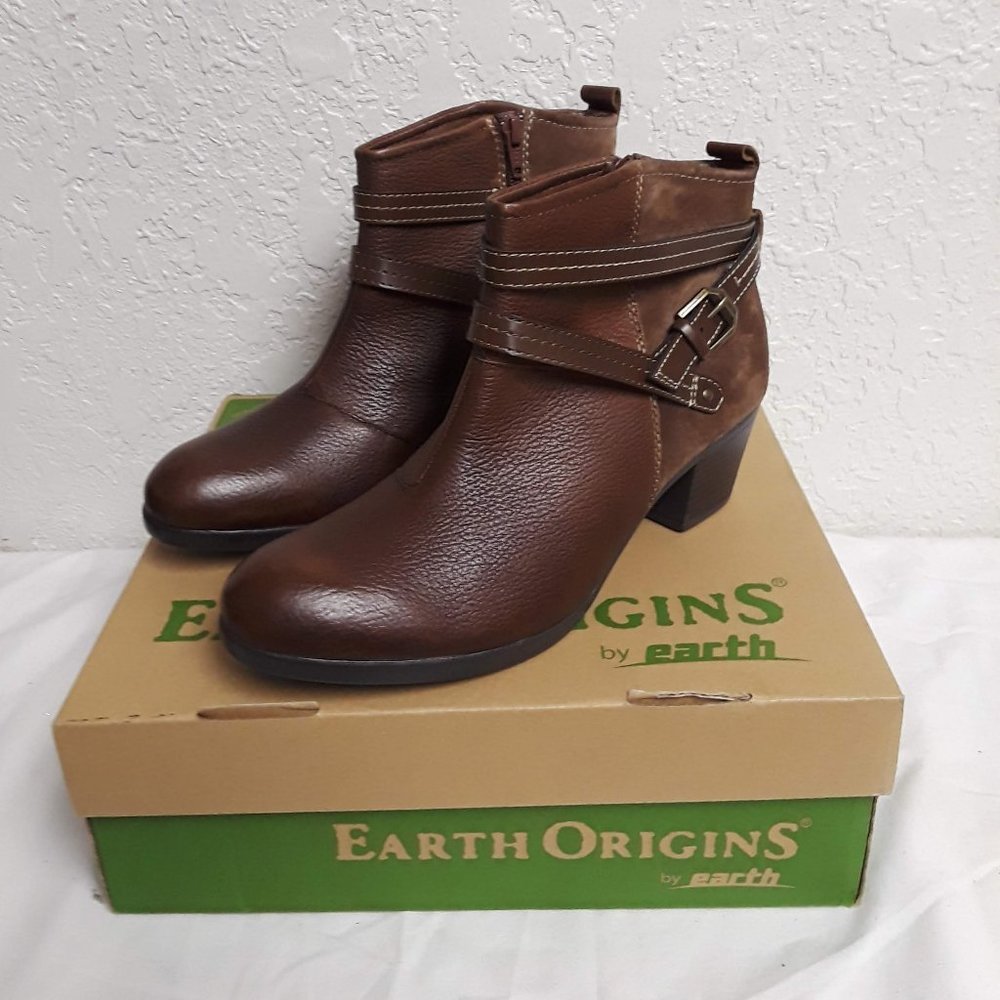 Earth Origins Raven Brown Leather Ankle Boot size 9